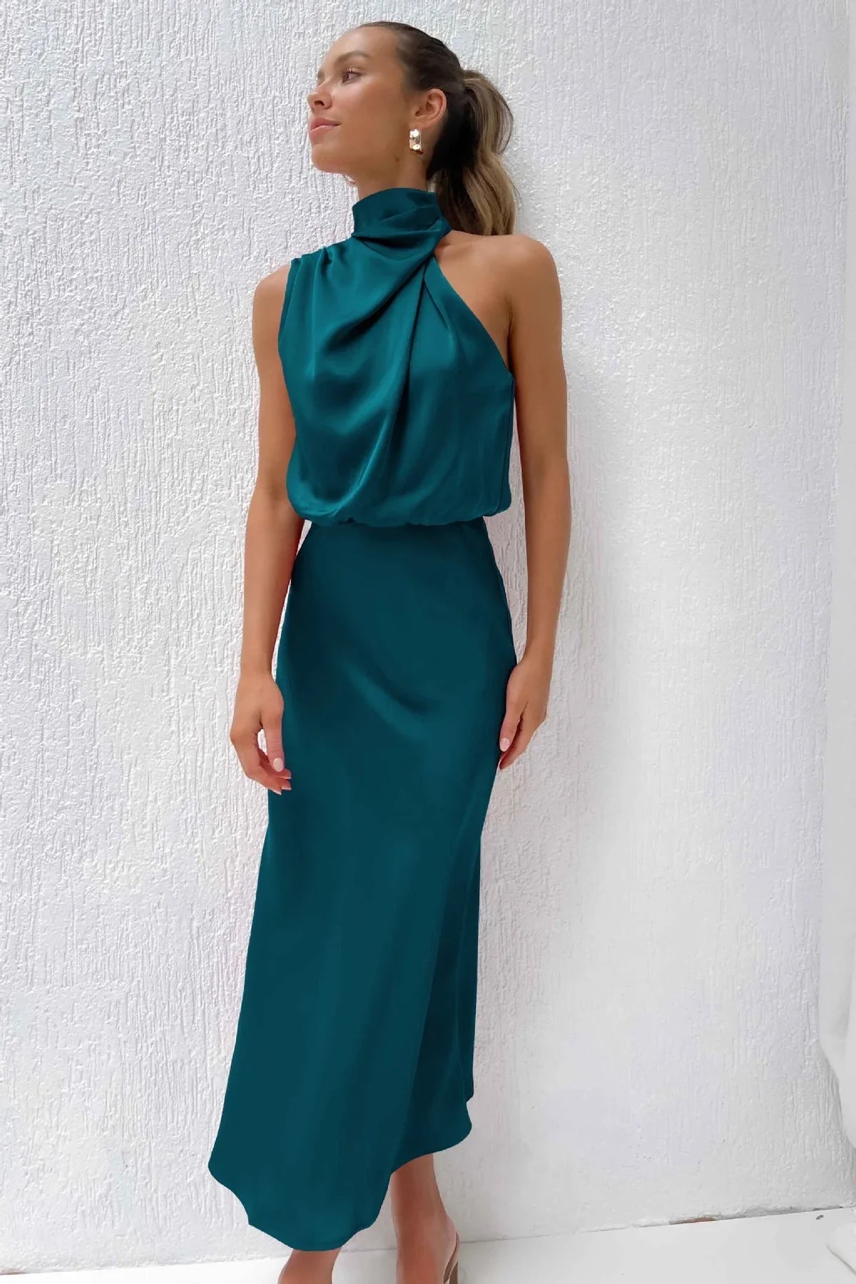 VESTIDO CUELLO HALTER