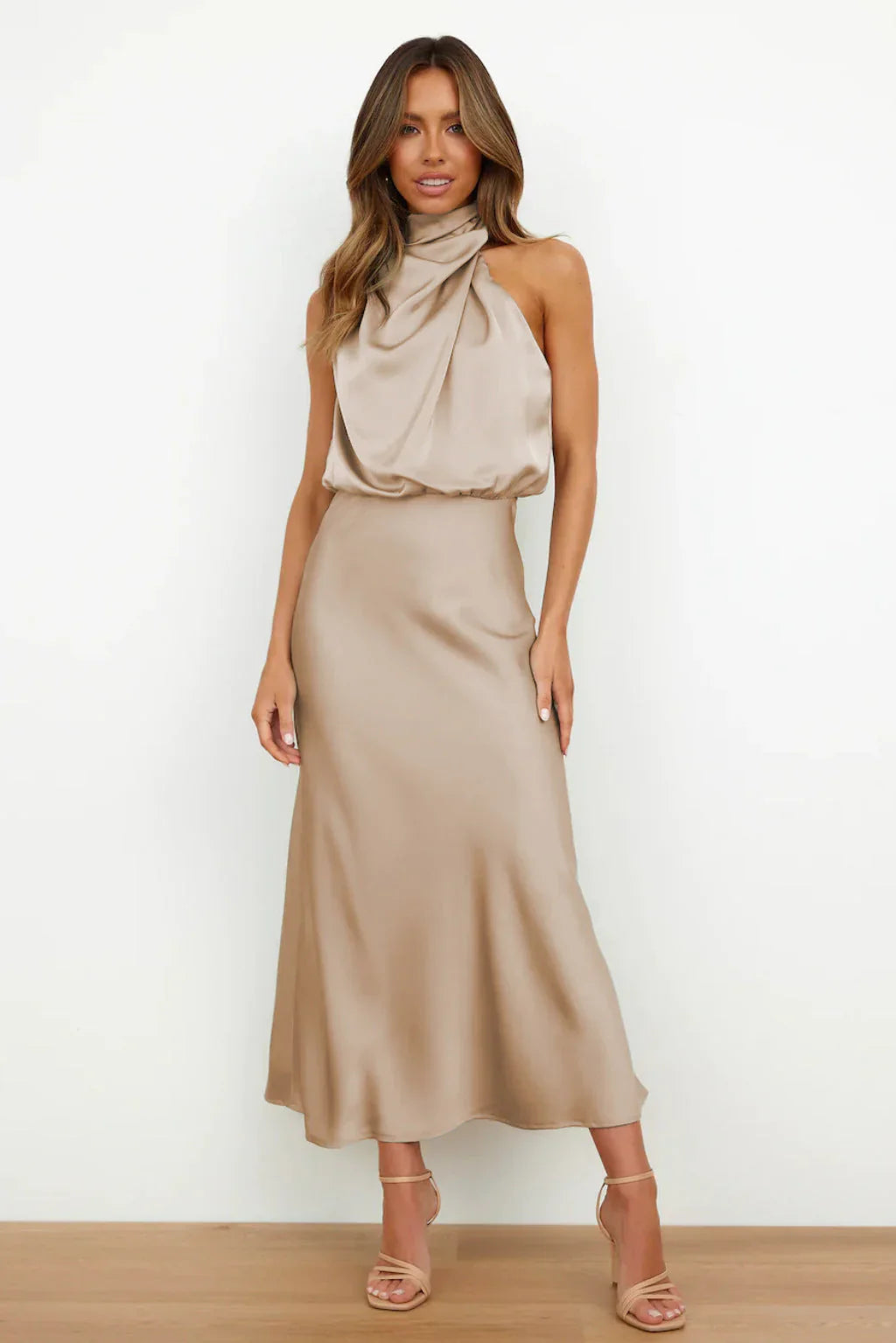 VESTIDO CUELLO HALTER