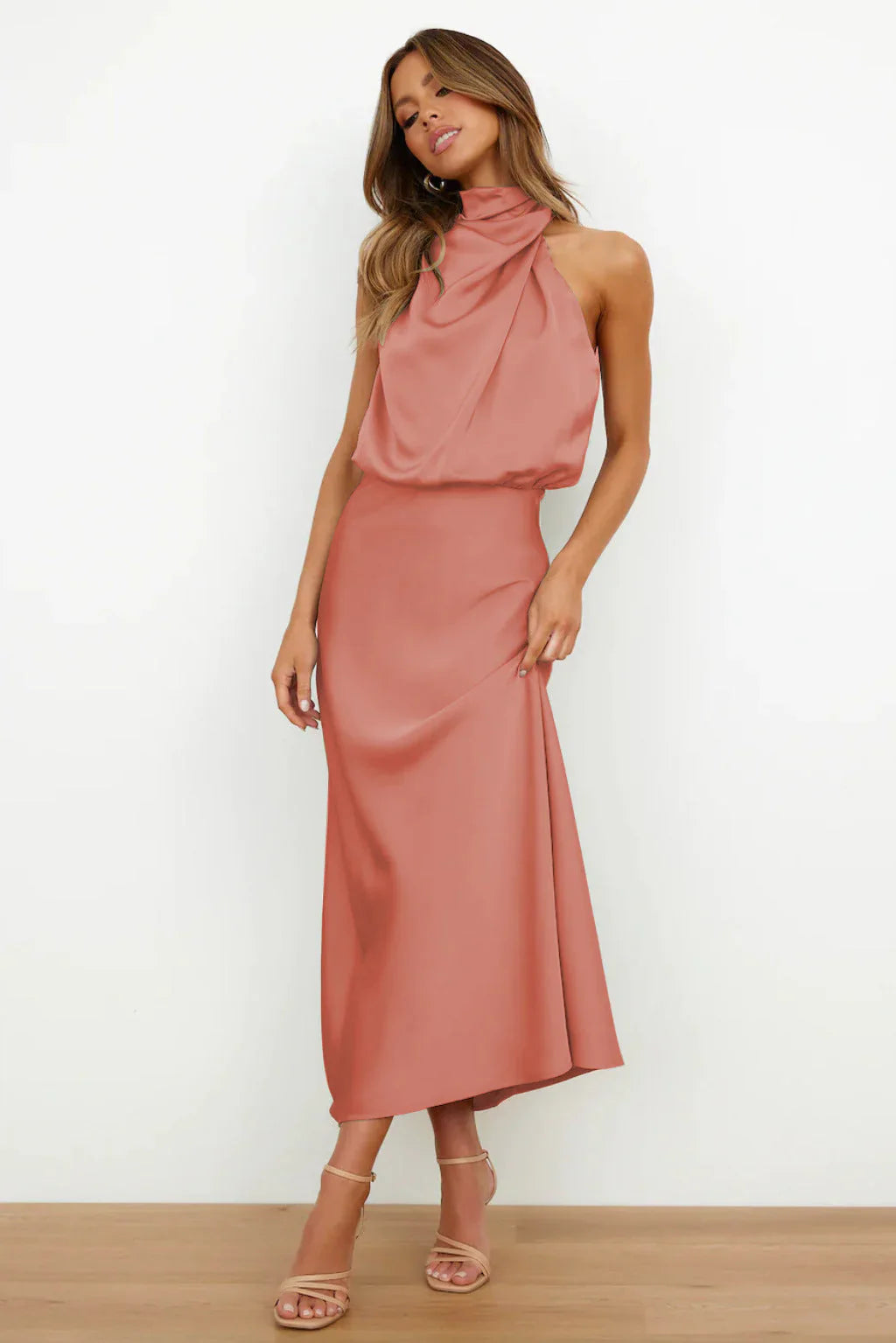VESTIDO CUELLO HALTER